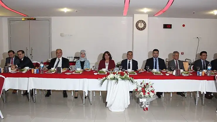 'Adıyaman Valisi Kalkancı onuruna veda yemeği düzenlendi'