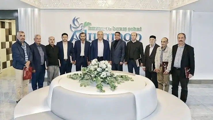 'AK Parti gönüllüleri Başkan Kutlu ile bir araya geldi'