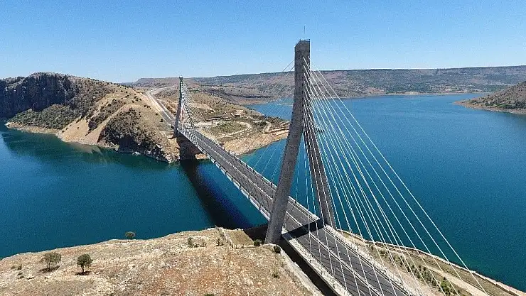'Doğu´nun Boğaz Köprüsü´nden 2 milyondan fazla araç geçti'