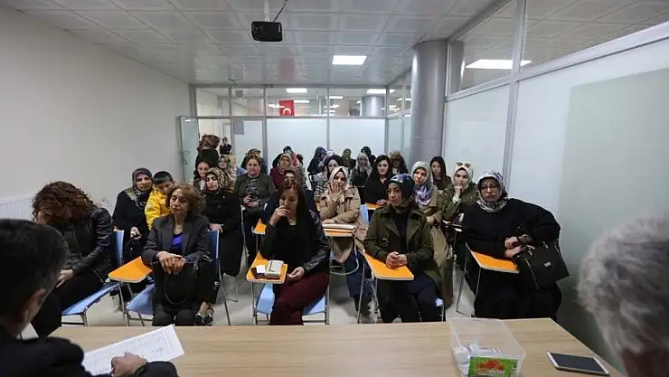 'Meslek sahibi olup, para kazanıyorlar'