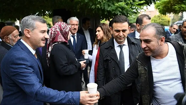 'Yeşilyurt´ta sıcak çorba ikramlarıyla gönüller ısınıyor'
