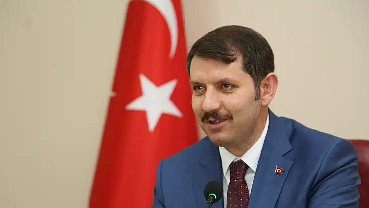 'Vali Ayhan´dan lüks harcama uyarısı'