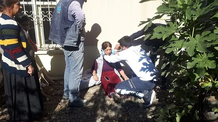 'Kırılan tahta merdivenden düşen kadın yaralandı'