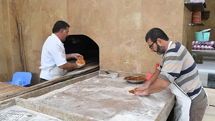 'Adıyaman Üniversitesi fırınında yöresel kültür yaşamaya devam ediyor'