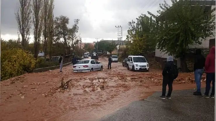 'Şiddetli dolu ve yağmur yağışı vatandaşları hazırlıksız yakaladı'