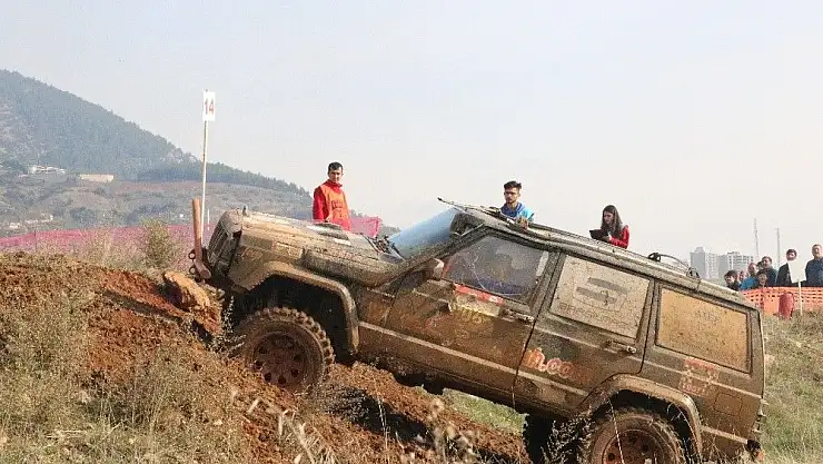 'Off-Road finalinde dereceye girenlere tören düzenlendi'