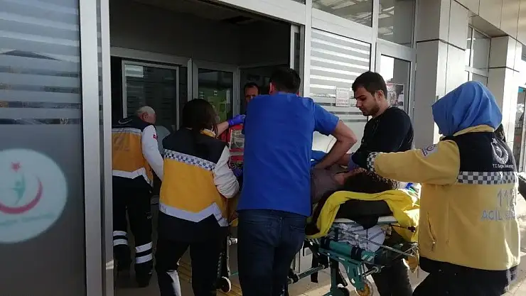 'İntihara teşebbüs eden kadını komşuları ipten indirdi'