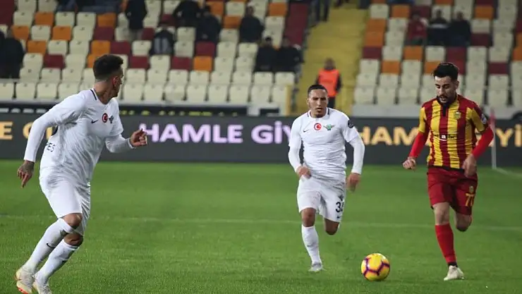 'Spor Toto Süper Lig: Evkur Yeni Malatyaspor: 1 - Akhisarspor: 0 (İlk yarı)'