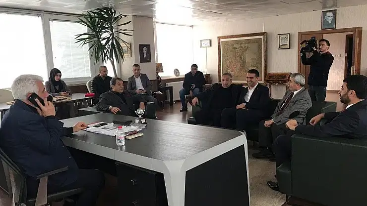 'Fendoğlu ziyaretlerini sürdürüyor'