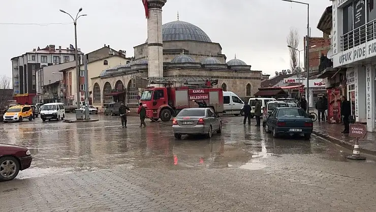 'Kangal´da cadde ve sokaklarda temizlik çalışması'