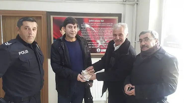 'Gurbetçinin otobüste unuttuğu 8 bin euro bulundu'