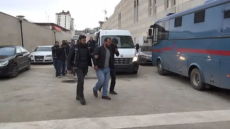 'Elazığ´da uyuşturucu tacirlerine operasyon:4 tutuklama'