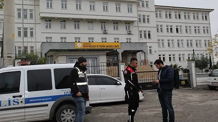 'Okul önlerinde ile çevresinde asayiş ve trafik uygulaması yapıldı'