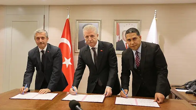 'Şahinbey´de 300 bin adet zeytin ve fıstık fidanı dağıtacak'