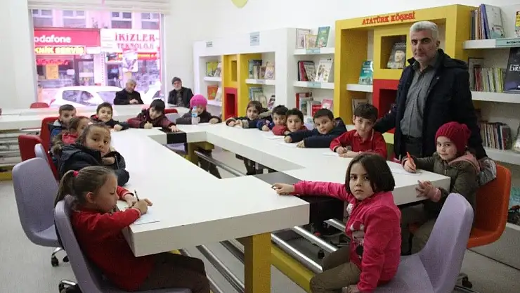 'İlk mektuplarını arkadaşlarına gönderdiler'