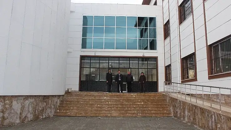 'Tünçmen eğitim yatırımlarını inceledi'