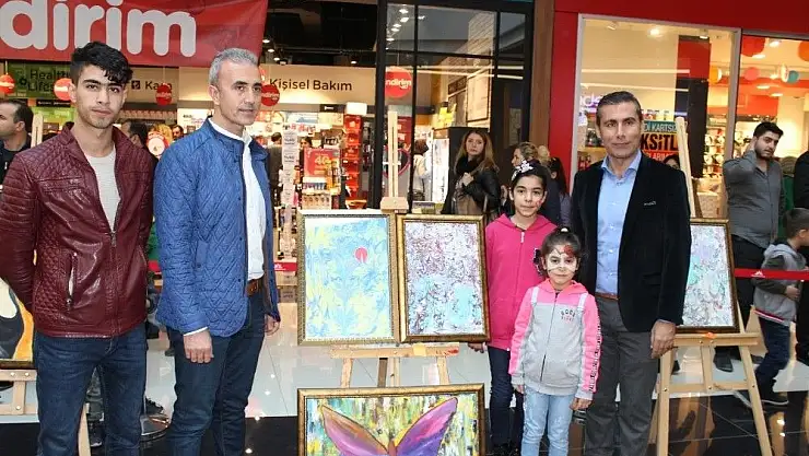 'Safvan Çocuk Evlerindeki öğrenciler karma resim sergisi açtı'