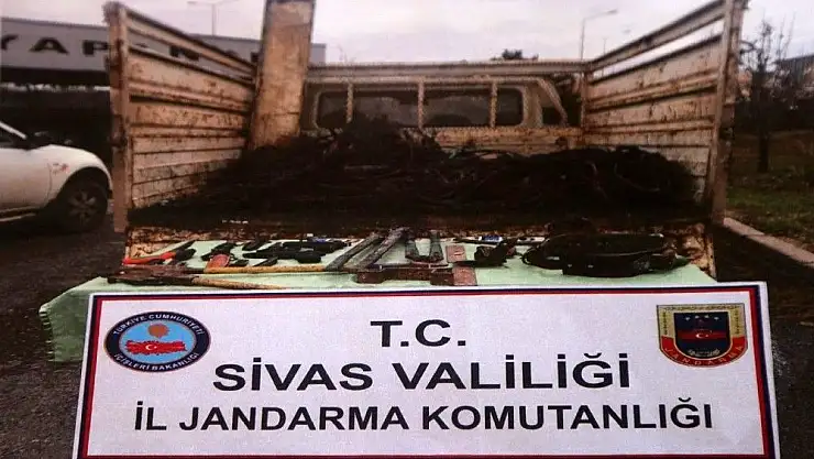 'Bir ton bakır kablo çalan 4 şüpheli tutuklandı'