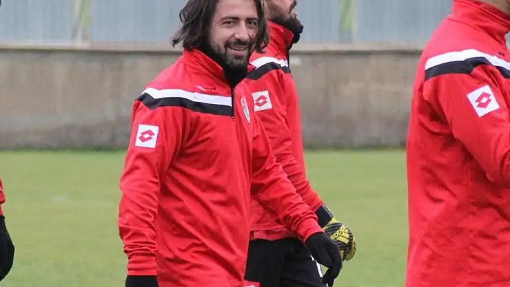 'Elazığspor´un Yunan yıldızı Tatos, Altay´la anlaştı'