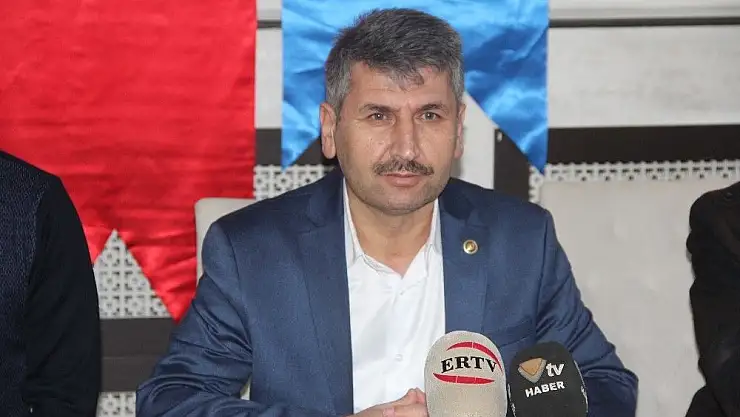 'Eğitim Bir- Sen yönetimi basın mensupları ile bir araya geldi'