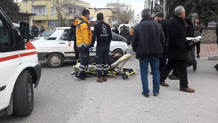 'Otomobil ile hafif ticari araç çarpıştı'