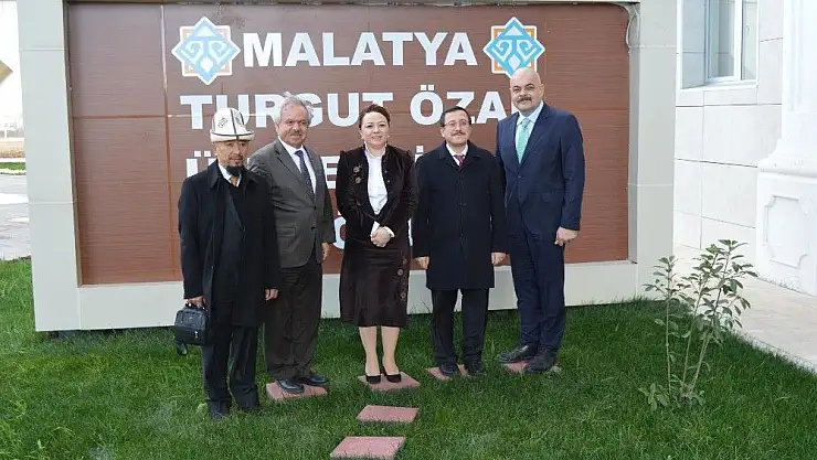 'Rektör Kızılay´dan Rektör Karabulut´a ziyaret'