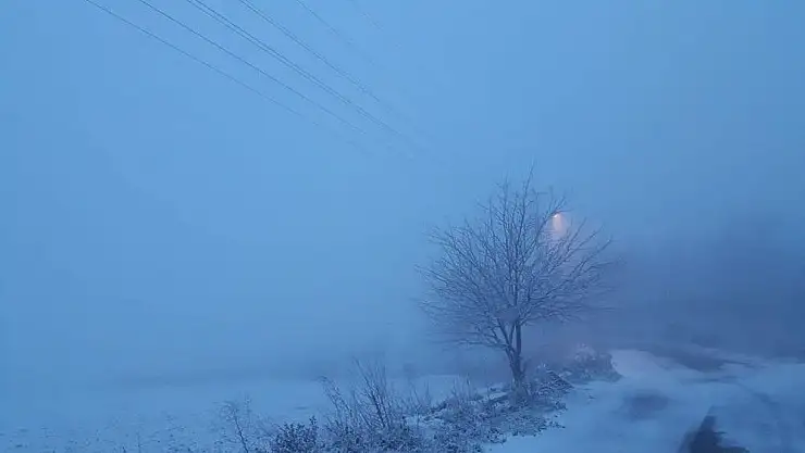 'Besni ve Tut ilçesine yılın ilk karı yağdı'