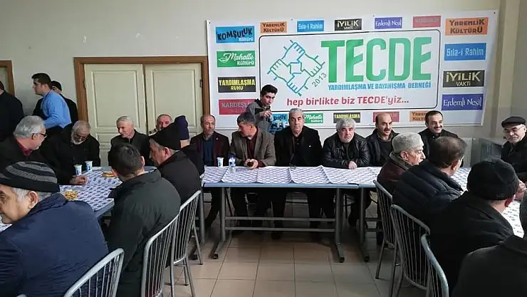 'Tecdeliler biraraya geldi'