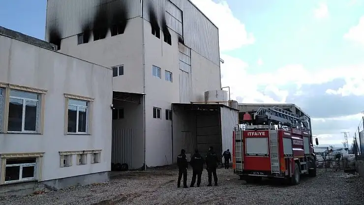 'Fabrikada korkutan yangın'