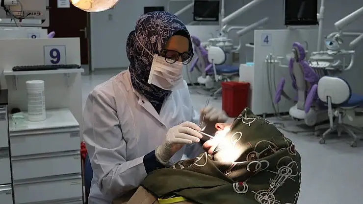 'İmplant ömürlük bir tedavi yöntemi'