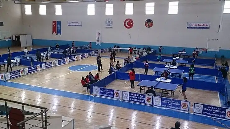 'Okullar Arası Gençler Masa Tenisi Grup Müsabakaları tamamlandı'