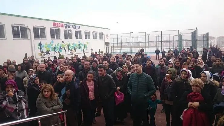 'Mercan Koleji kabul sınavına yoğun ilgi'