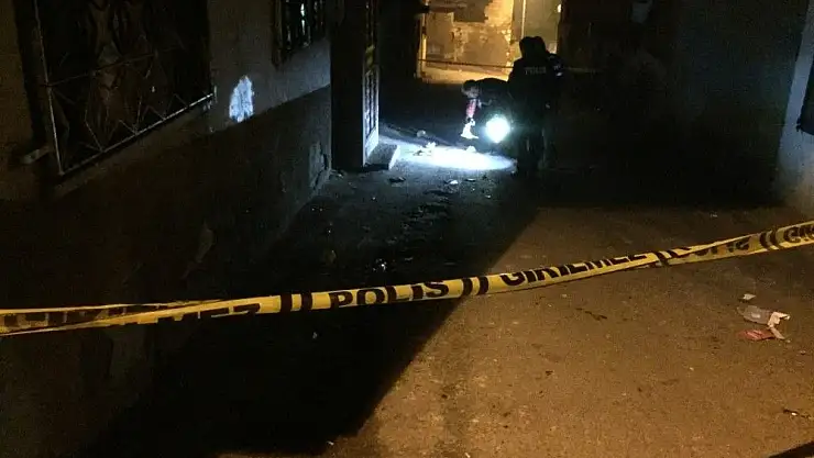 'Komşuların kömür kavgası kanlı bitti: 2 yaralı'