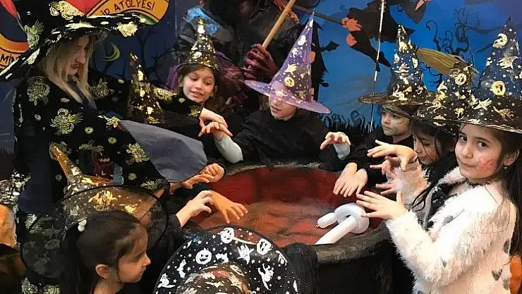 'Kahramanmaraşlı çocuklar Çocuk Şenliği´nde'