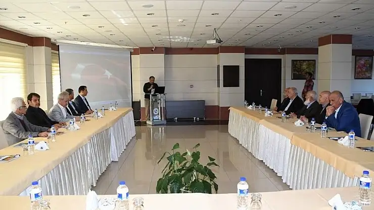 'ADYÜ Destekleme Vakfından 100 öğrenciye burs'