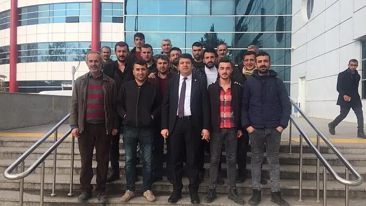 'Milletvekili Tutdere tütüncülerin mahkemesine katıldı'