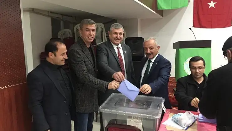 'Kahta Ziraat Odası başkanlığına mevcut başkan seçildi'