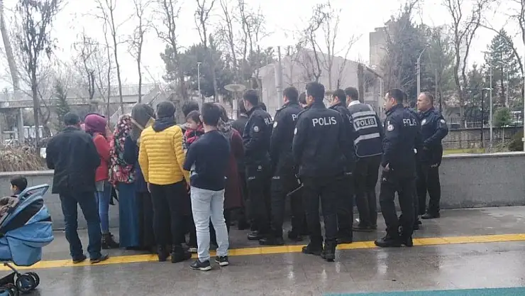 'Adıyaman Adliyesinde olay çıkaranlara polis müdahale etti'