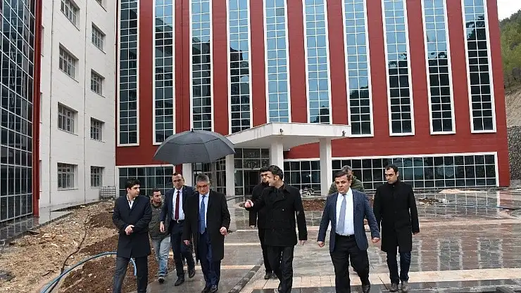 'Vali Aykut Pekmez kamu yatırımlarını inceledi'