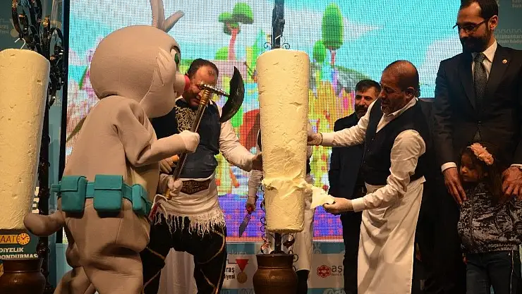 'Akıllı Tavşan Momo´dan dondurma şov'
