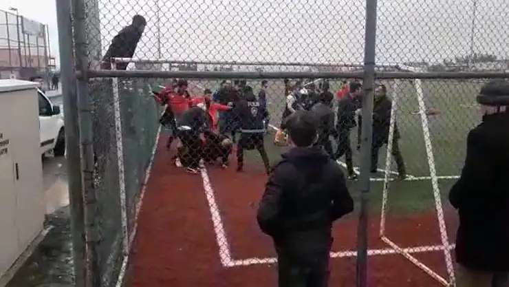 'Yeşil saha ringe döndü'