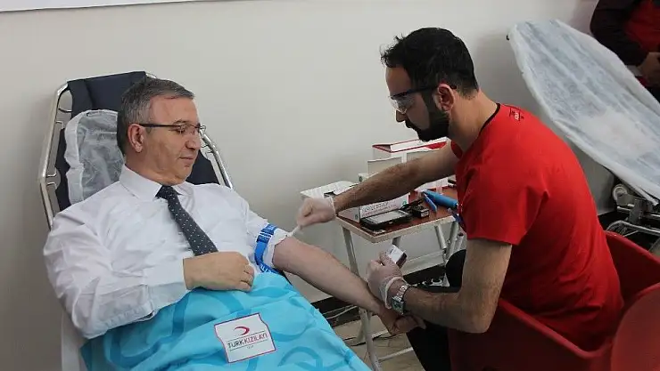 '''Acil'' kan bağışı çağrısına Elazığ polisinden destek'