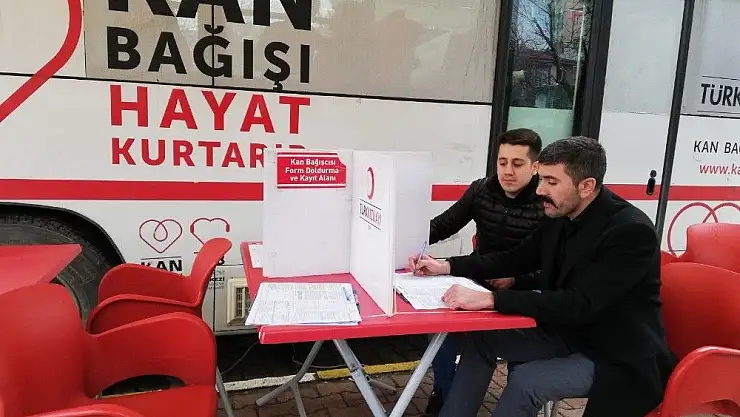 'Palu´da adliye personelinden kan bağışı'