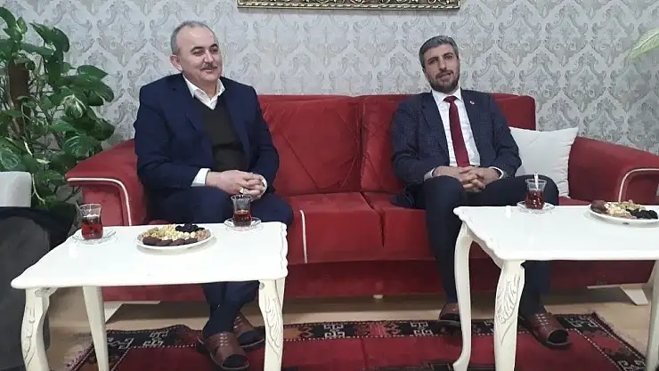 'Saadet Partisi STK´lar ile istişareye önem veriyor'