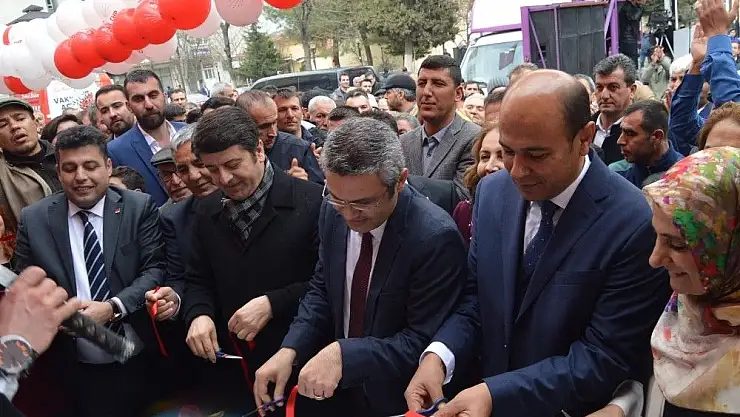'Besni´de CHP´nin seçim irtibat bürosu açıldı'