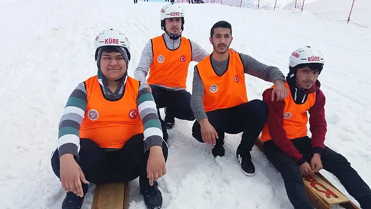 'Türkiye geleneksel kızak şampiyonası Kahramanmaraş´ta yapıldı'