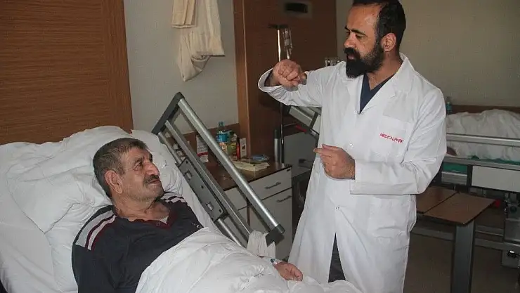 'Akciğer kanaması ameliyatsız yöntemle durduruldu'