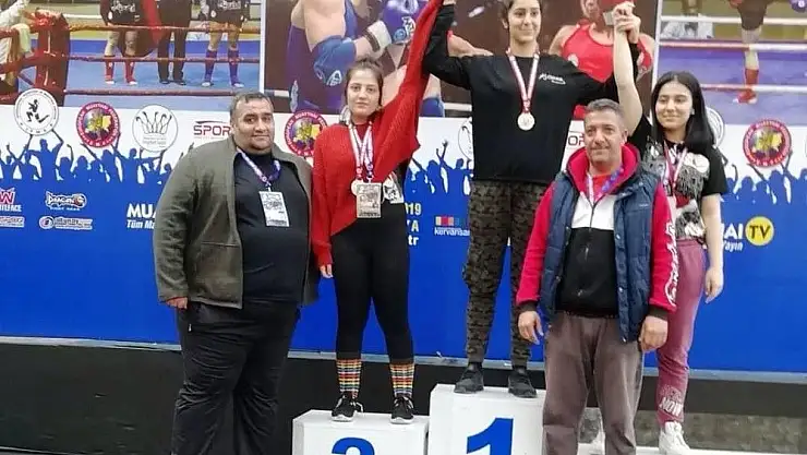 'Adıyamanlı sporcular Muaythai Türkiye Şampiyonasından derece ile döndü'