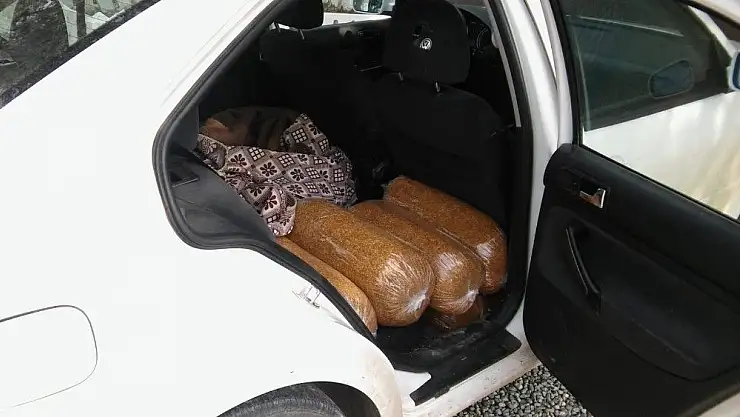 'Şok uygulamada 100 kilo kaçak tütün ele geçirildi'