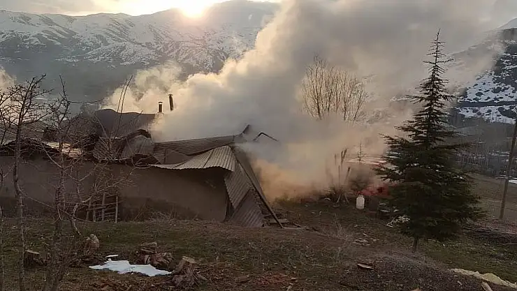 'Elazığ´da ev yangını'
